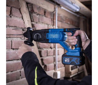 Scheppach BC-DH290-X akkus fúrókalapács - 20V IXES | 2,8 J ütési energia | akár 4500 ütés/perc | SDS-Plus | 360°-os kiegészítő fogantyú | 4 Ah akkumulátorral + 2,4 A töltővel