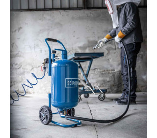 Scheppach SBT-20 mobil homokszóró berendezés - 4,1-8,6 bar üzemi nyomás | 20 literes űrtartalom | 0,1-0,63 mm csiszolóanyag átmérő | 250 l/perc levegőfogyasztás | 2,5 m tömlő